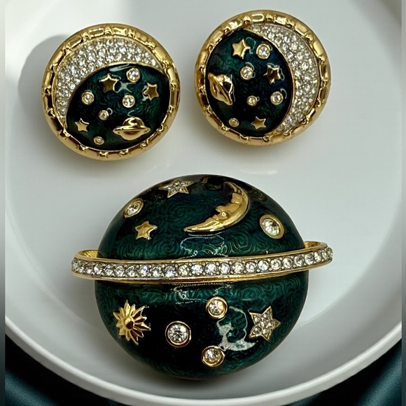 Vintage Swarovski Moon & Stars Planet Brooch & Earrings Set...